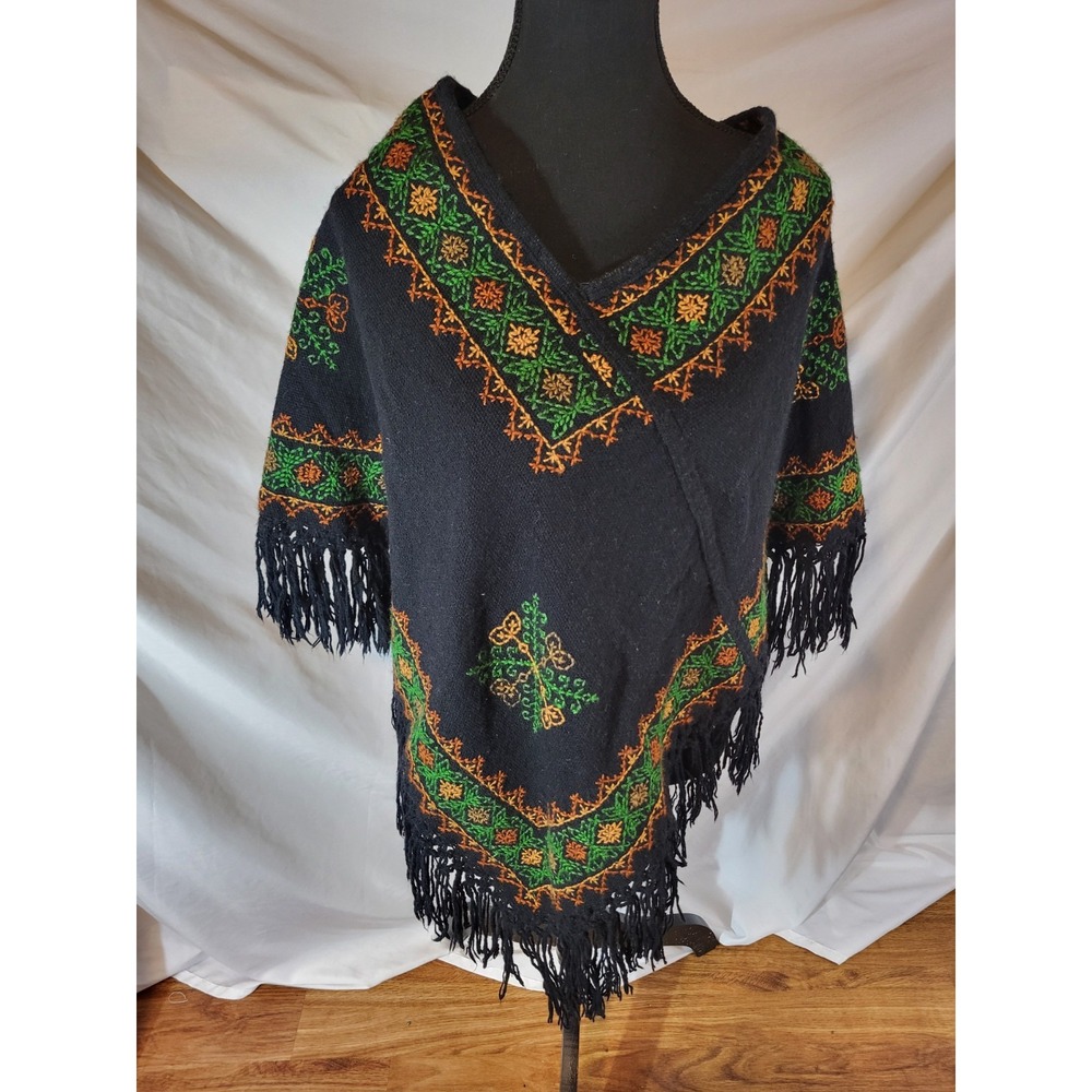 Vintage Embroidered‎ Black Poncho